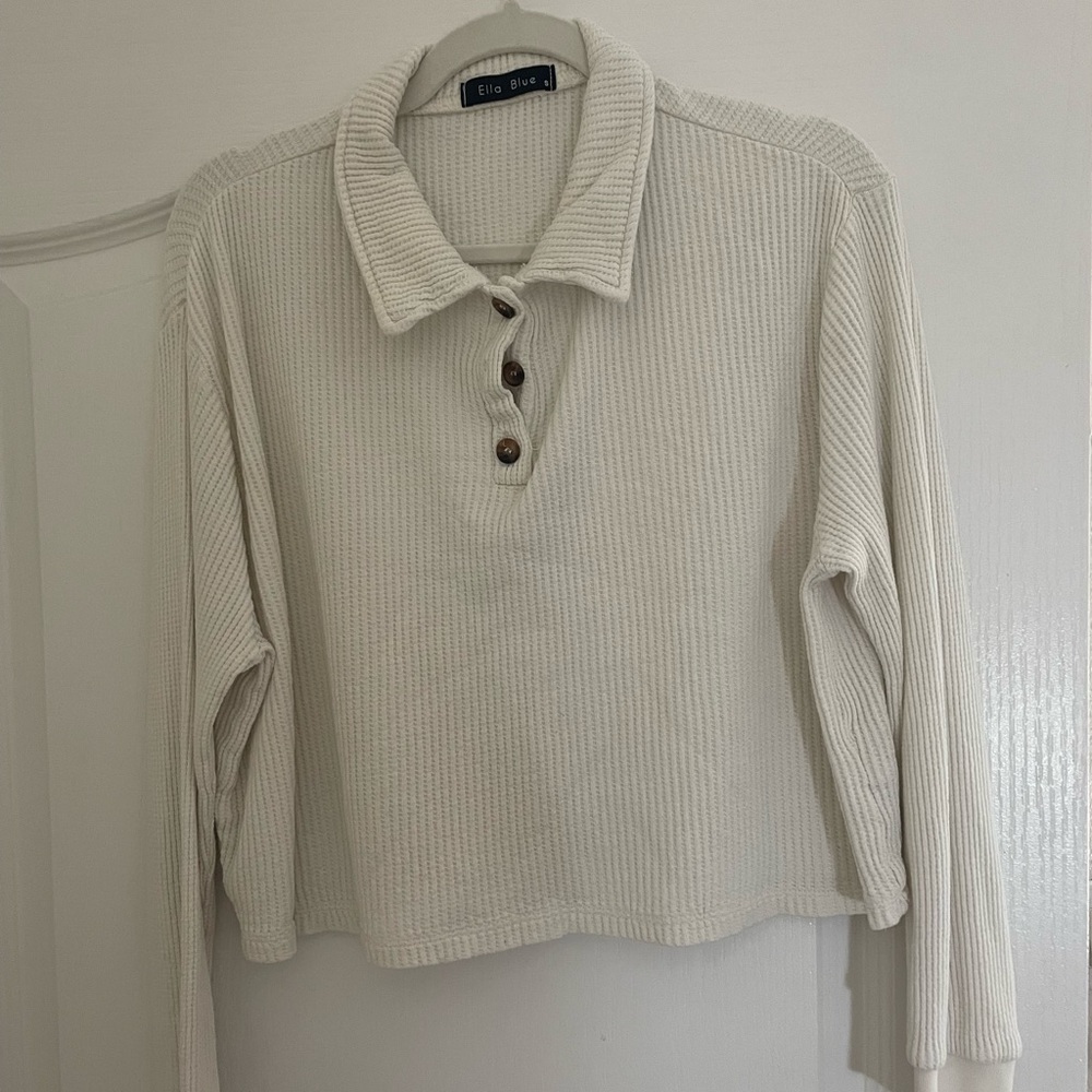 Cropped sweater